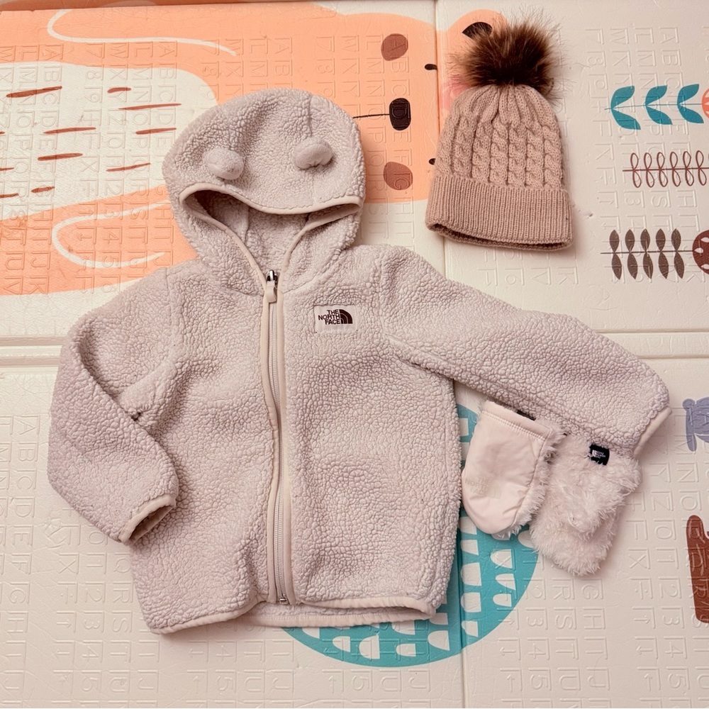 Cute for Spring! The North Face Baby Bear 18-24 mos White Ivory Coat Jacket